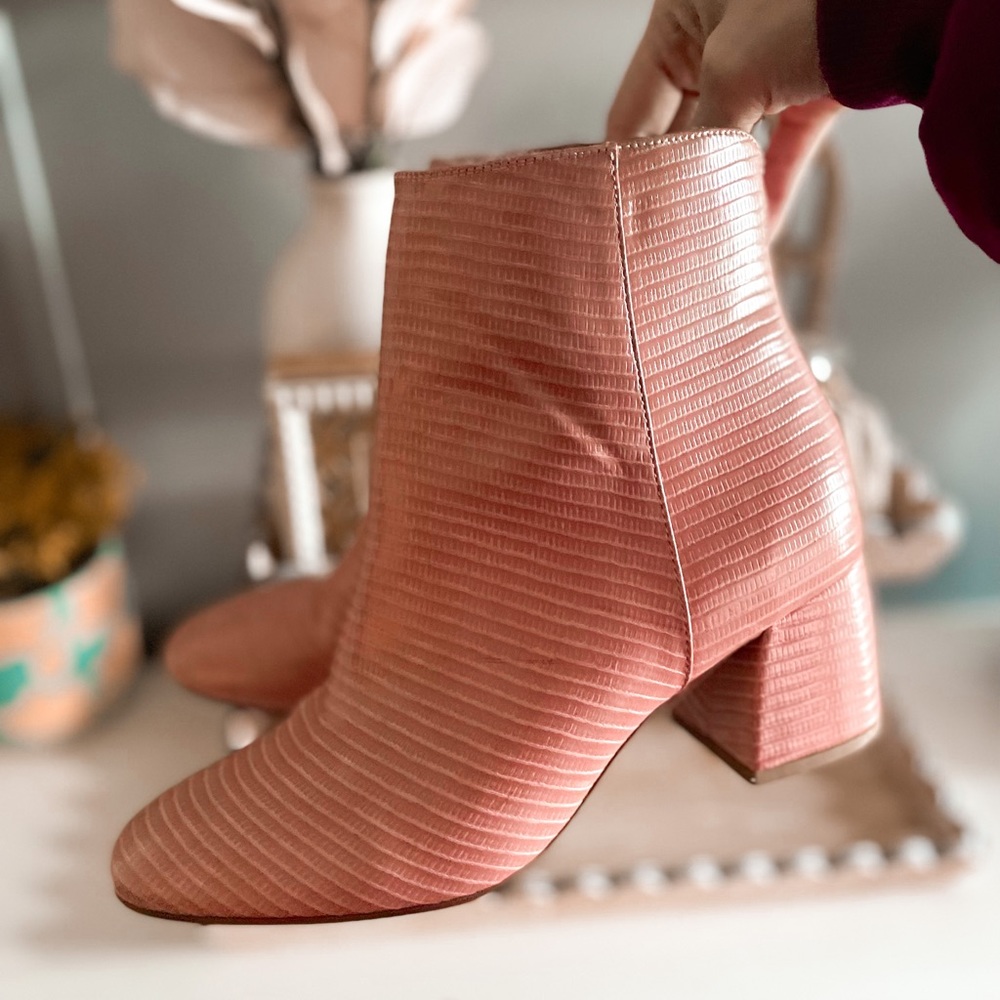 Chinese Laundry Davinna Bootie Rose Reptile